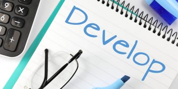 How to Develop Critical Thinking Skills