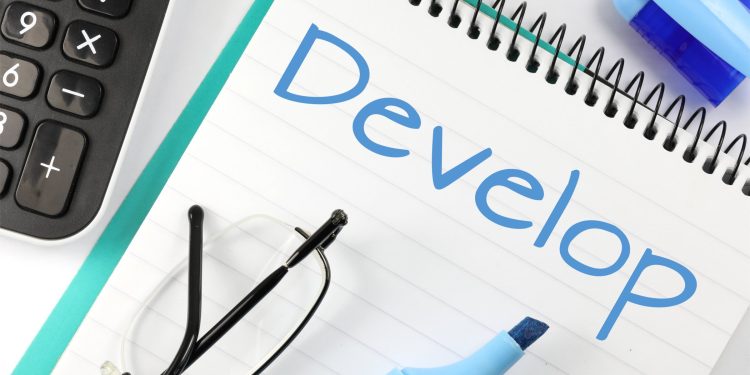 How to Develop Critical Thinking Skills