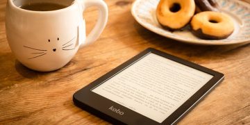 E-Books vs. Traditional Books: What’s Best for Learning?